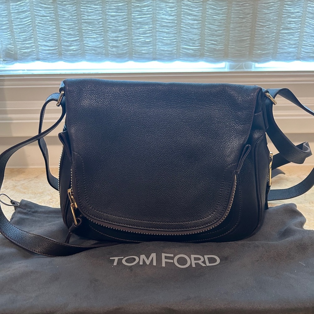 Tom Ford Jennifer bag. Very good condition. Great everyday bag